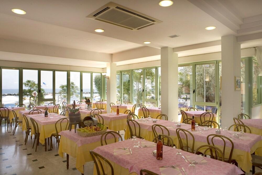 Hotel Palos ريميني المظهر الخارجي الصورة